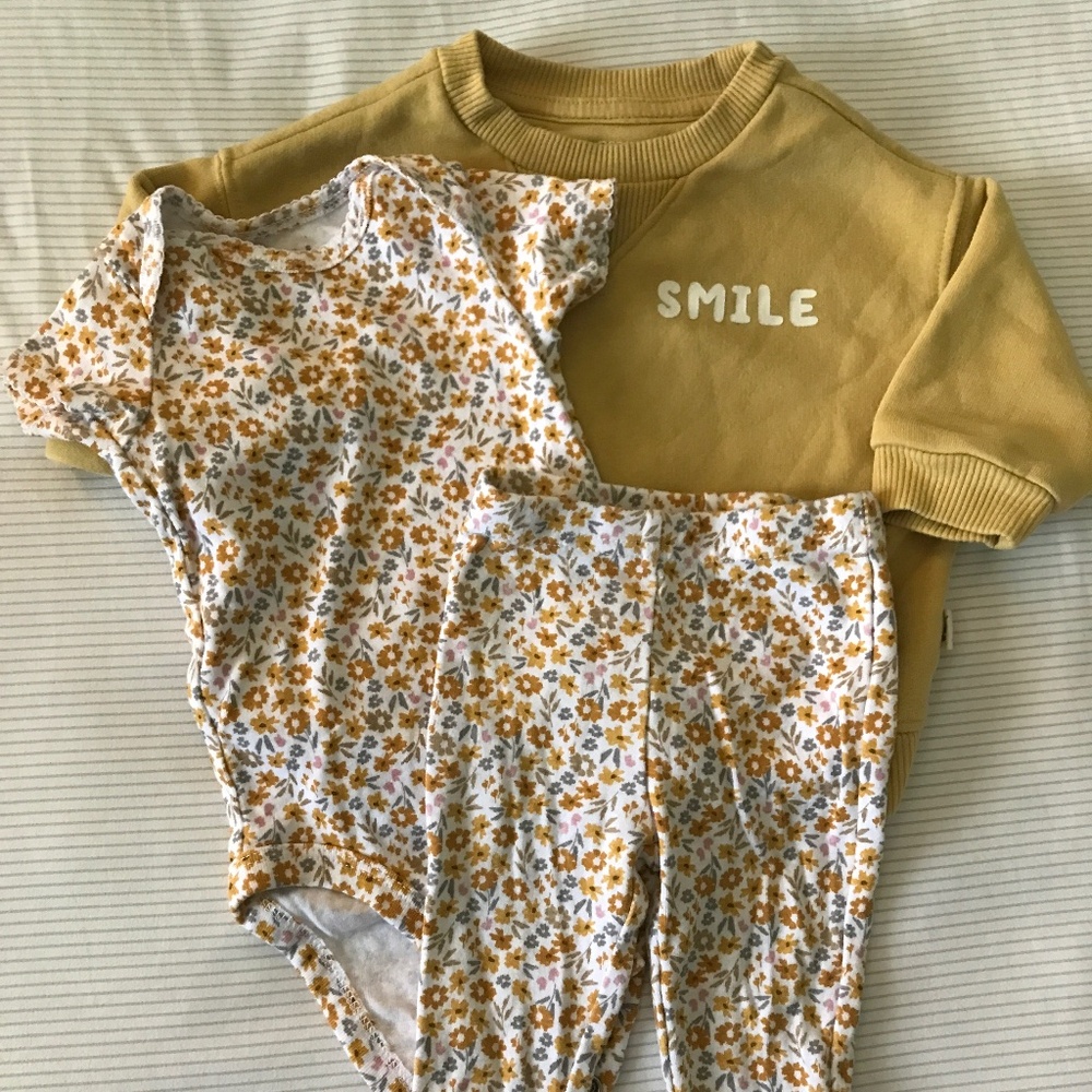 Baby yellow & Floral outfit set